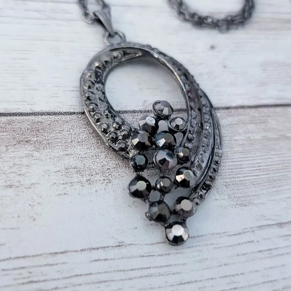 Vintage Necklace - Statement Grey Pendant Necklace - Long Chain